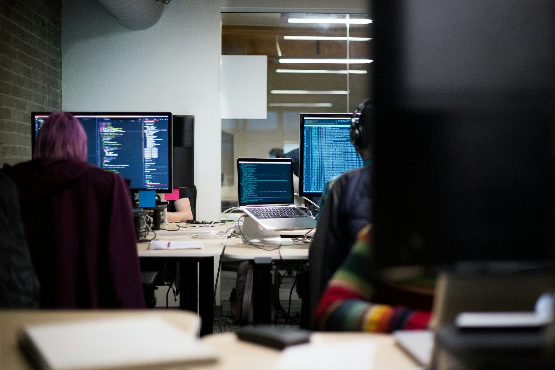 7 Benefits of Custom Software for Small Businesses