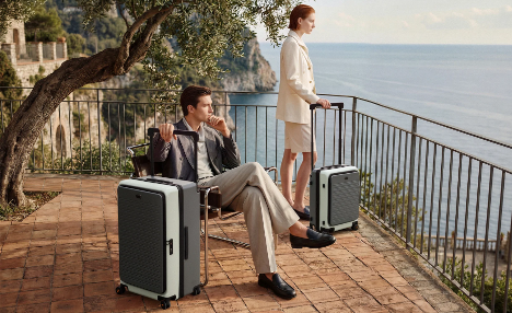 couple ready for a travel